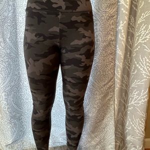 Small target leggings